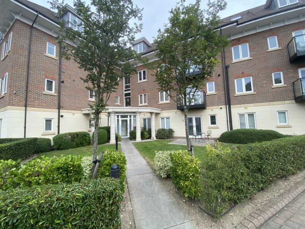 2 bed flat for sale in Maplewood Court, Woodthorpe Road, Ashford TW15 Zoopla