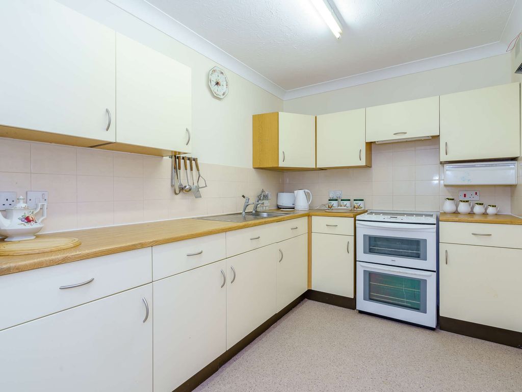 Ransom Close, Watford WD19  