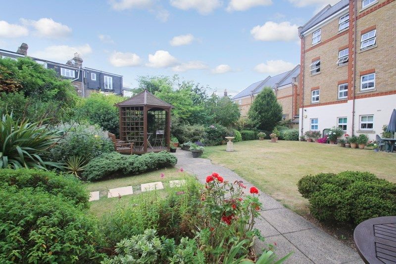 1 bed flat for sale in Pegasus Court (Acton), Acton W3 Zoopla