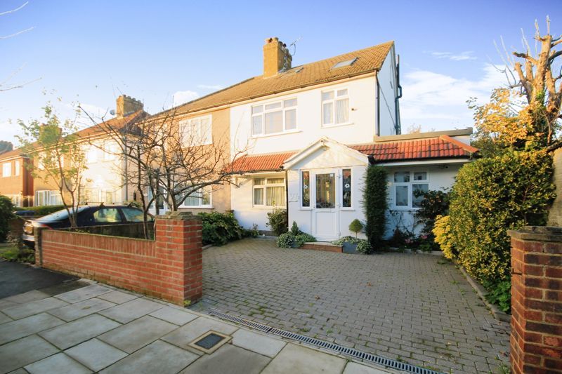 Downing Drive, Greenford UB6  