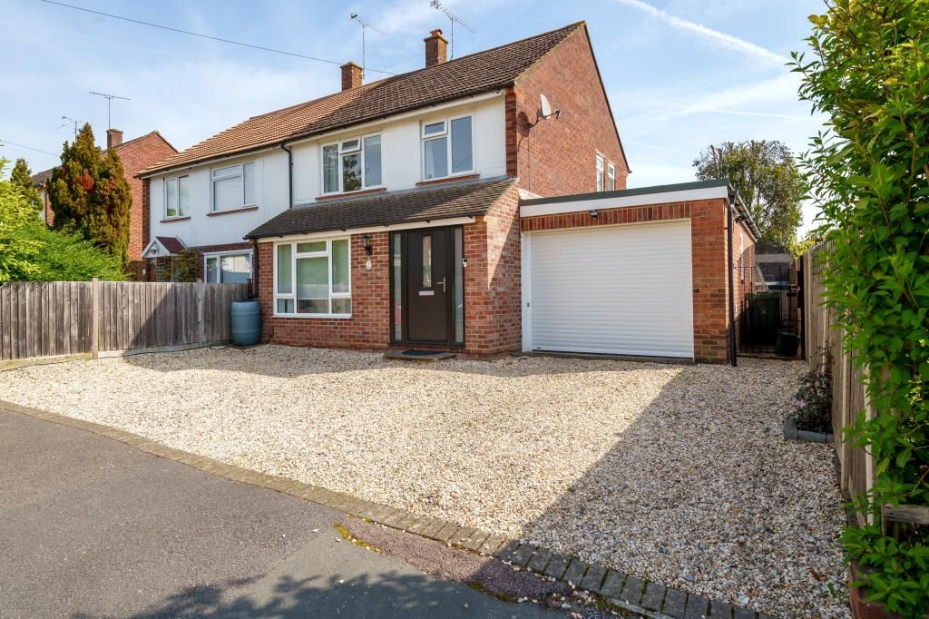 4 bed semidetached house for sale in West End, Surrey GU24 Zoopla