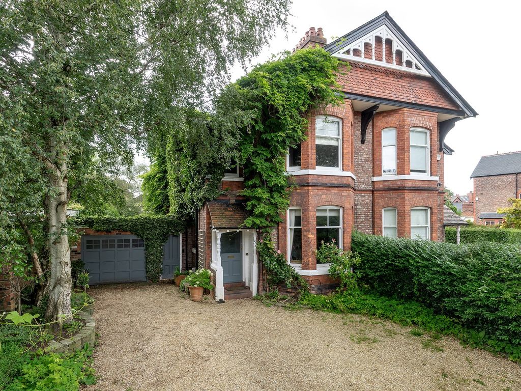 4 bed semidetached house for sale in Trafford Road, Alderley Edge SK9