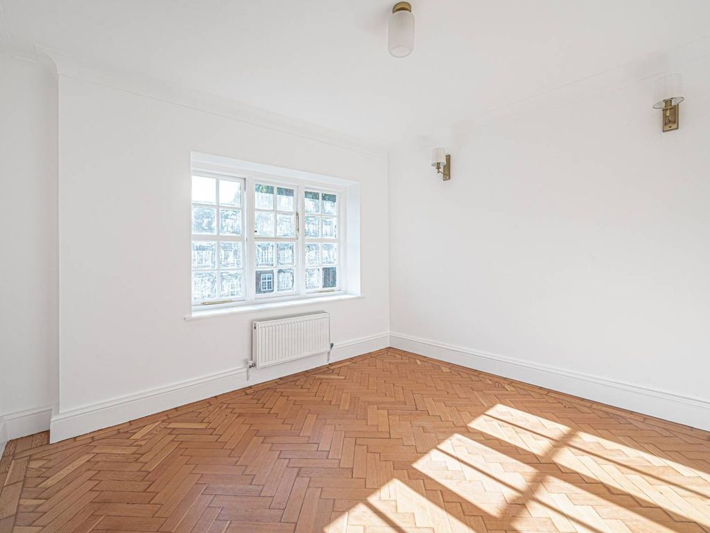 Hampstead Garden Suburb, Hampstead Garden Suburb, London NW11