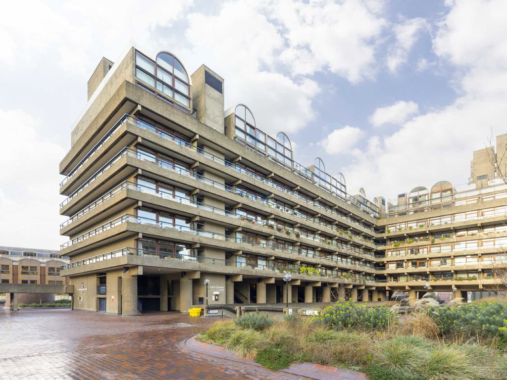 Studio to rent in Barbican, London EC2Y, £1,842 pcm Zoopla
