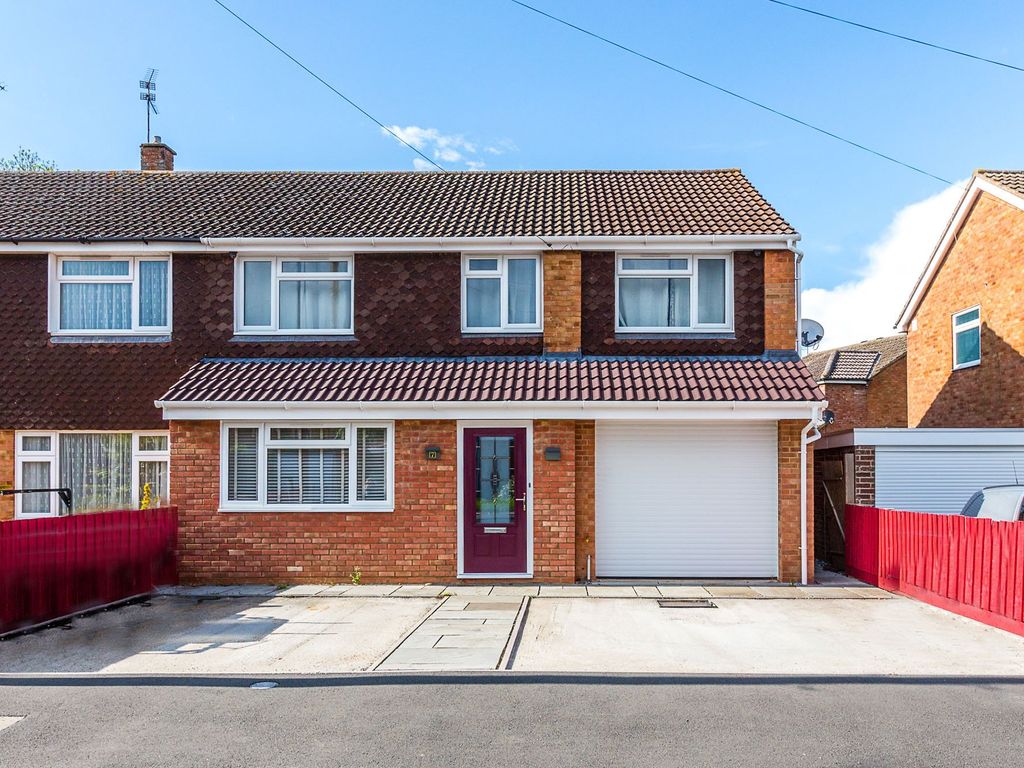 4 bed semidetached house for sale in Cartmel Way, Rushden NN10 Zoopla