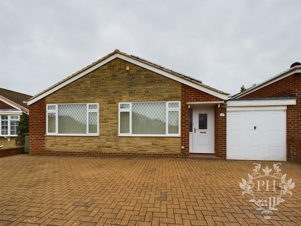3 bed semidetached bungalow for sale in Sandmoor Road, New Marske