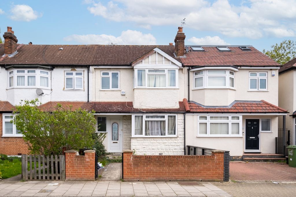 3 bed terraced house for sale in Glenister Park Road, London SW16 Zoopla