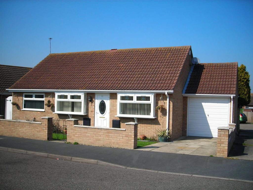 3 bed detached bungalow to rent in Edgware Road, ClactonOnSea CO16