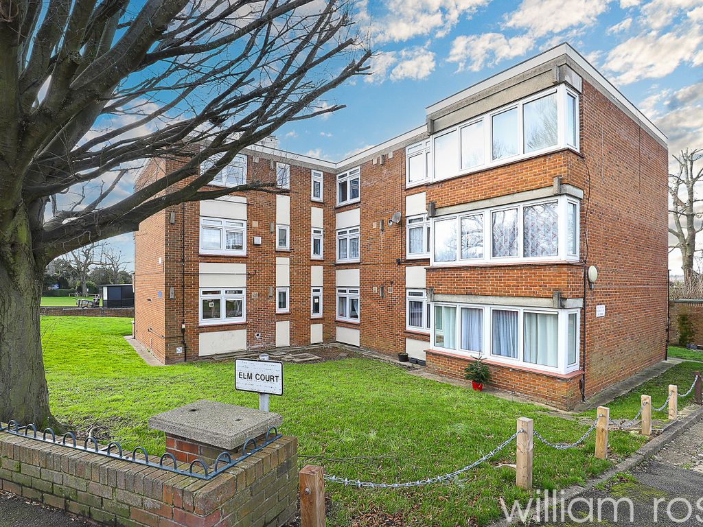 2 bed flat to rent in Love Lane, Woodford Green IG8, £1,600 pcm Zoopla