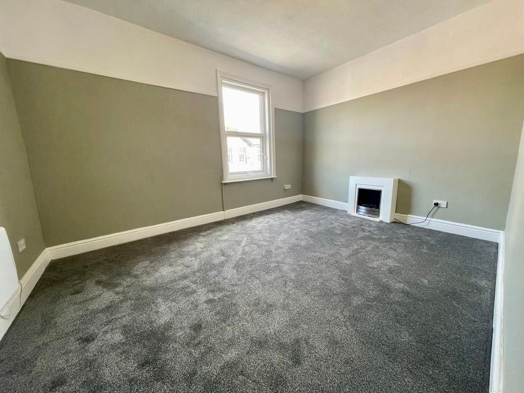 1 bed flat to rent in Leyland Road, Lostock Hall, Preston PR5, £550 pcm