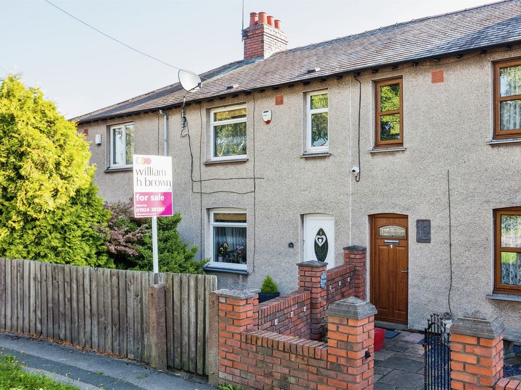 3 bed terraced house for sale in Warren Avenue, Sandal, Wakefield WF2