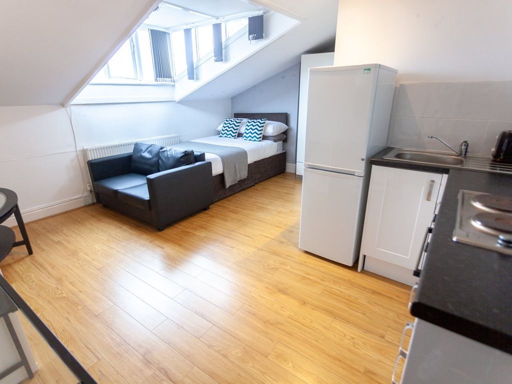1 bed property to rent in Upper Parliament Street, Toxteth, Liverpool