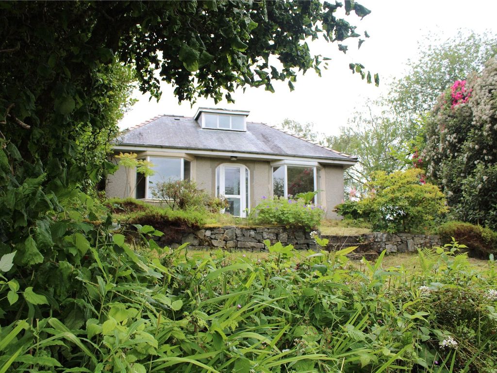 3 bed bungalow for sale in Ffestiniog, Blaenau Ffestiniog, Gwynedd LL41