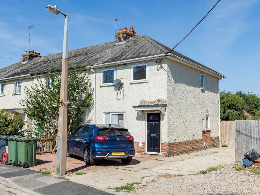 3 bed end terrace house for sale in Bartram Avenue, Braintree CM7 Zoopla