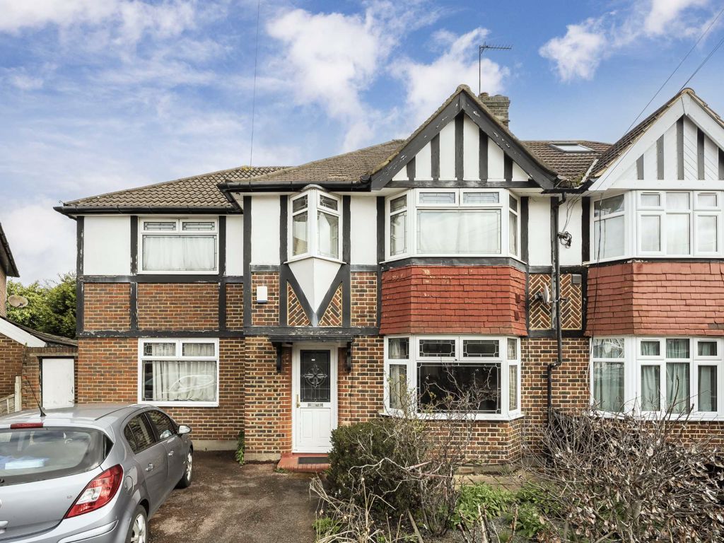 5 bed semidetached house for sale in St. Pauls Close, Hounslow TW3