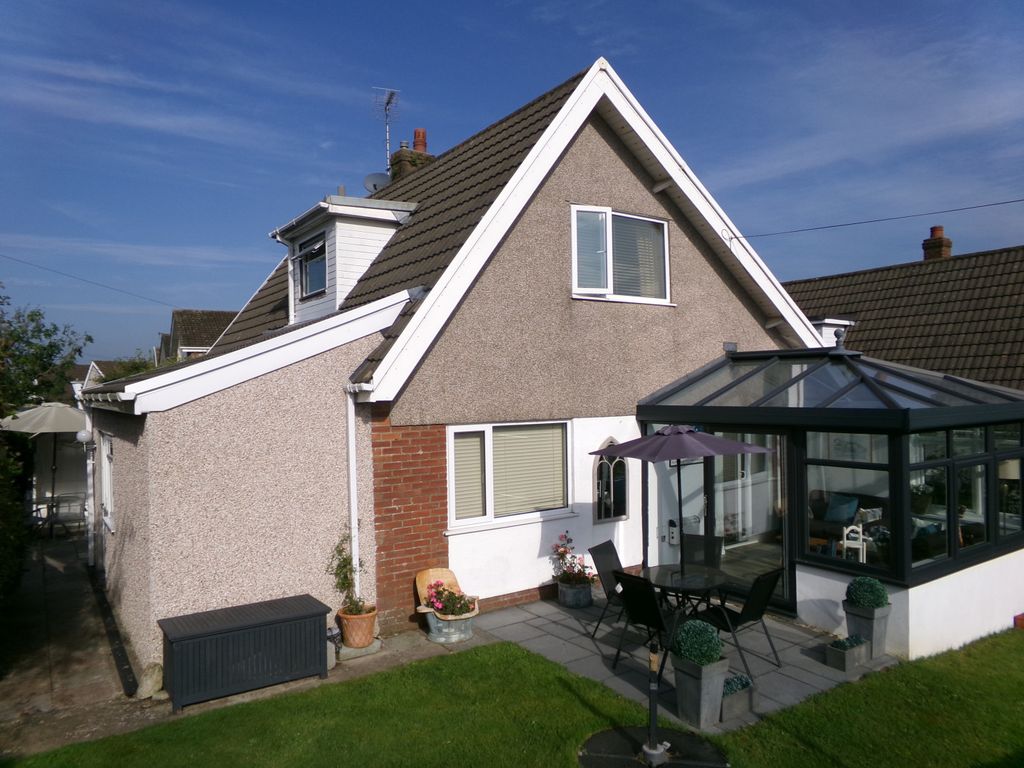 3 bed detached house for sale in 44 Eastmoor Park Crescent, West Cross