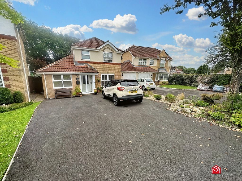 Land for sale in Cae Derw, Bryncoch, Neath, Neath Port Talbot. SA10, £