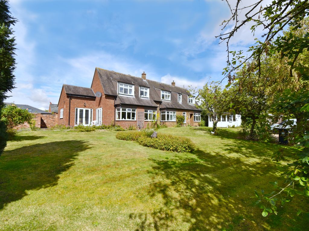 4 bed detached house for sale in Victoria Road, Louth LN11 Zoopla