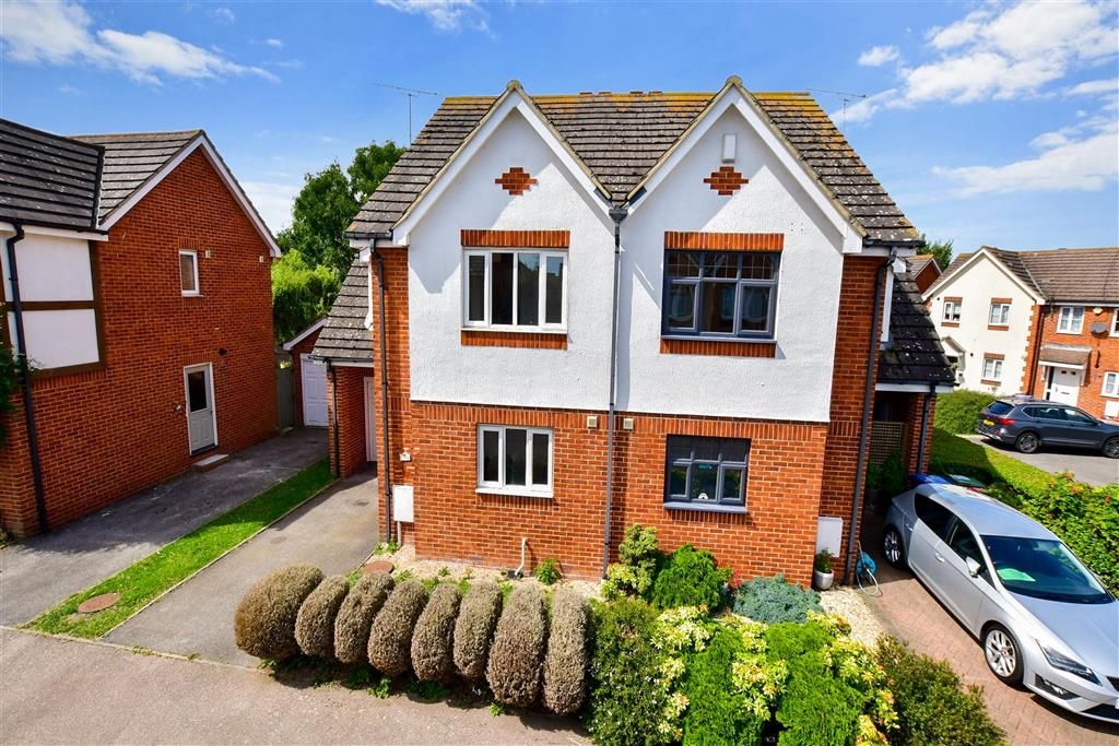 3 bed semidetached house for sale in Windsor Gardens, Herne Bay, Kent