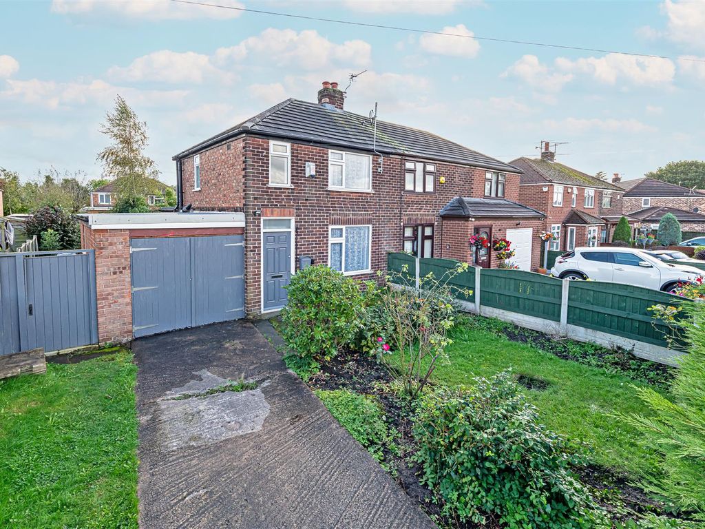 2 bed semidetached house for sale in Hayfield Road, Woolston