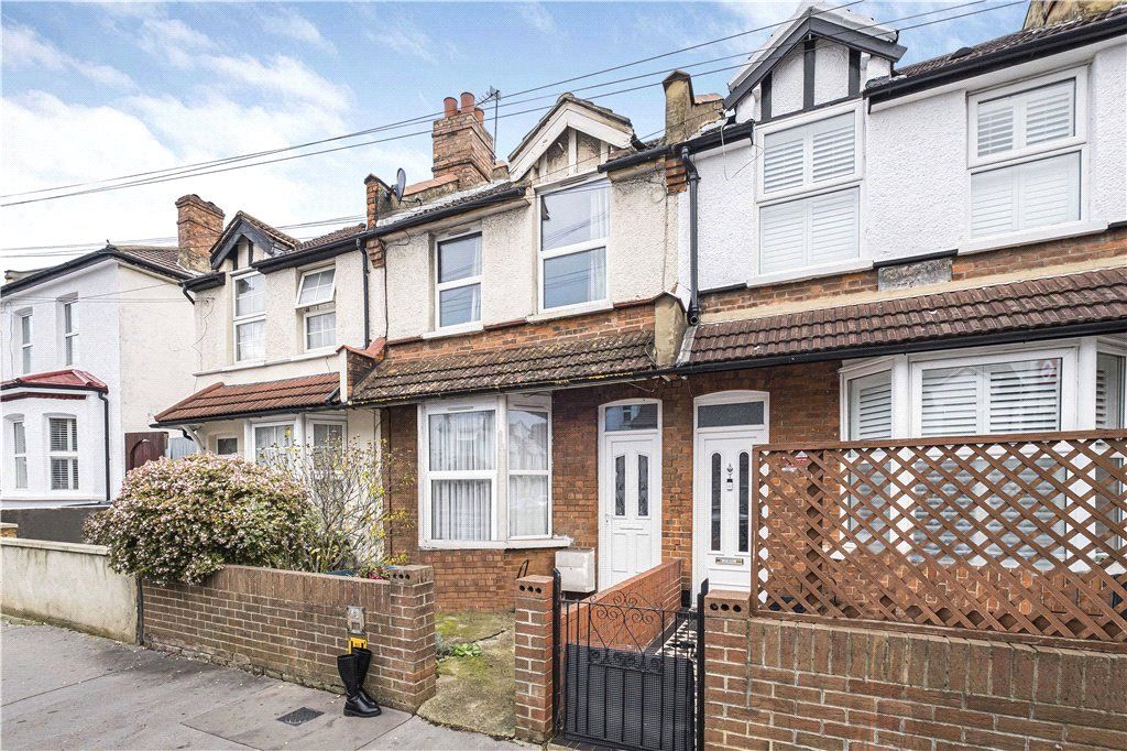 3 bed terraced house for sale in Bensham Lane, Thornton Heath CR7 Zoopla