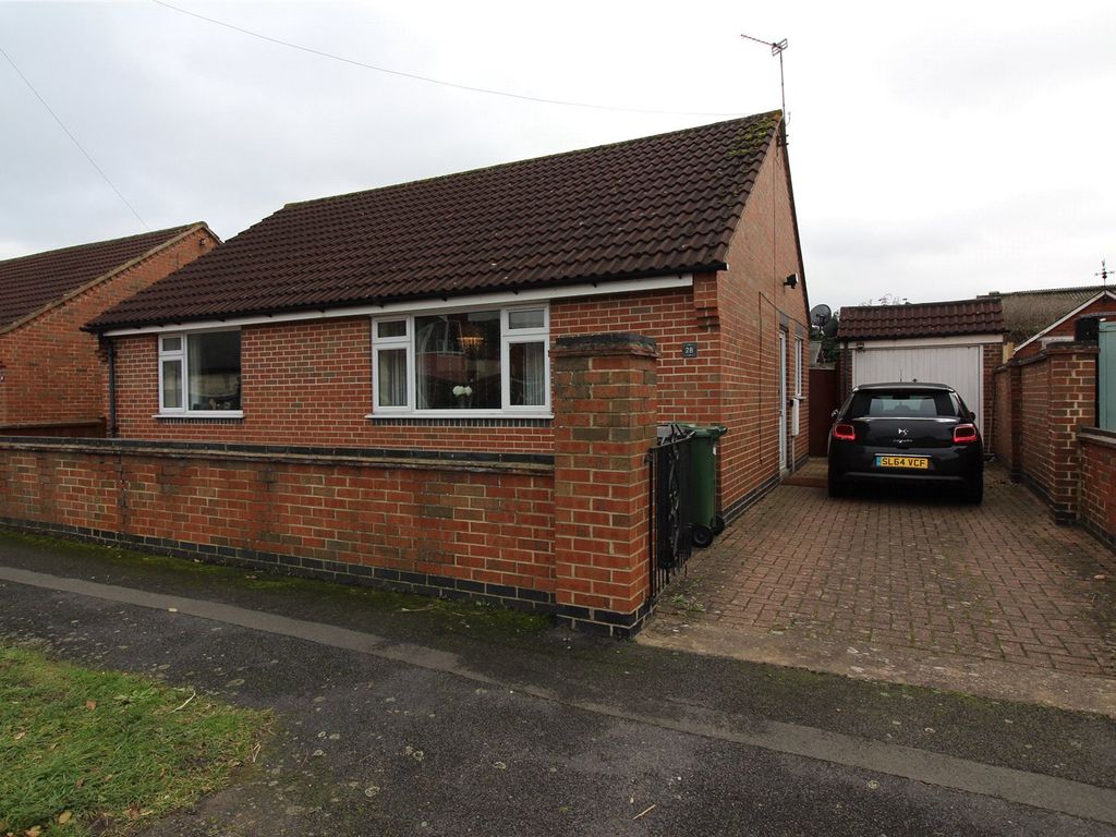 2 bed bungalow for sale in Dorothy Avenue, Thurmaston, Leicester