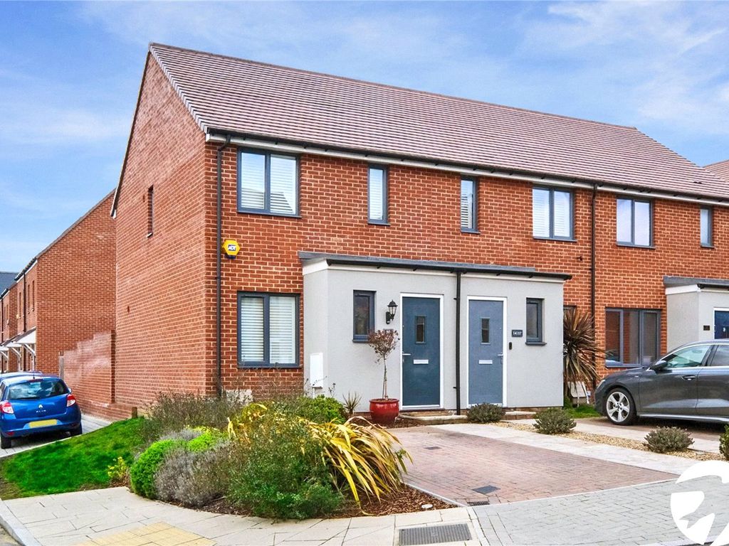2 bed end terrace house for sale in Motte Lane, Castle Hill, Ebbsfleet