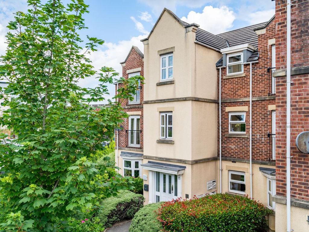 2 bed flat for sale in Whitehall Drive, Lower Wortley, Leeds LS12 Zoopla