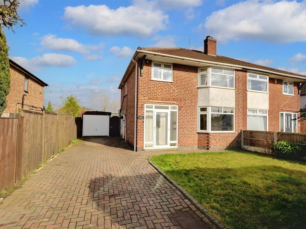 3 bed semidetached house for sale in Attenborough Lane, Beeston