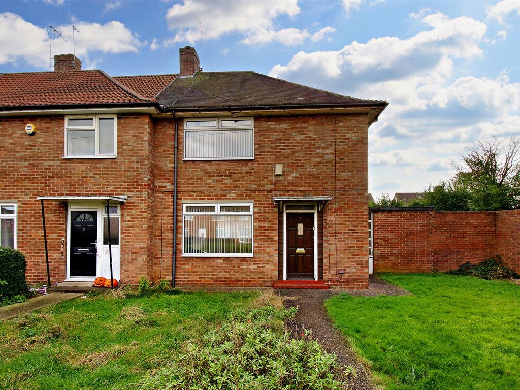 2 bed end terrace house for sale in Otley Close, Hull HU9, £65,000 Zoopla