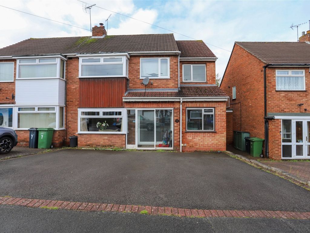 6 bed semidetached house for sale in Lansdowne Road, Hurst Green