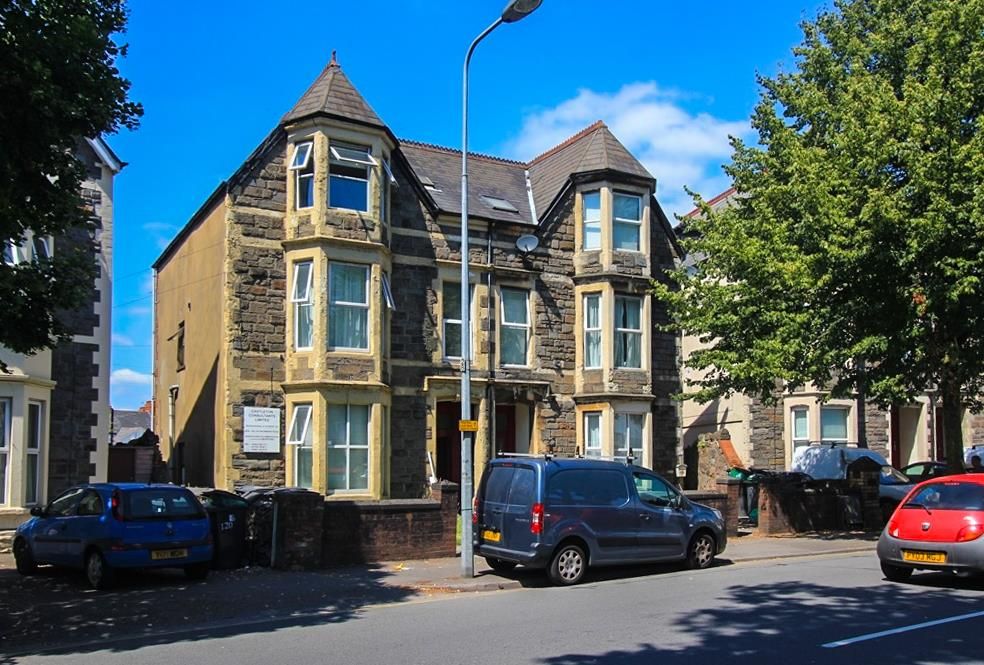2 bed flat to rent in Richmond Road, Cathays, Cardiff CF24 Zoopla