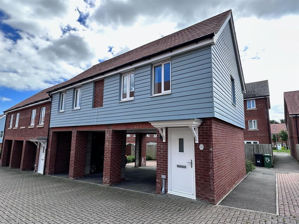 2 bed for sale in Weavers Close, Eastbourne BN21, £252,500