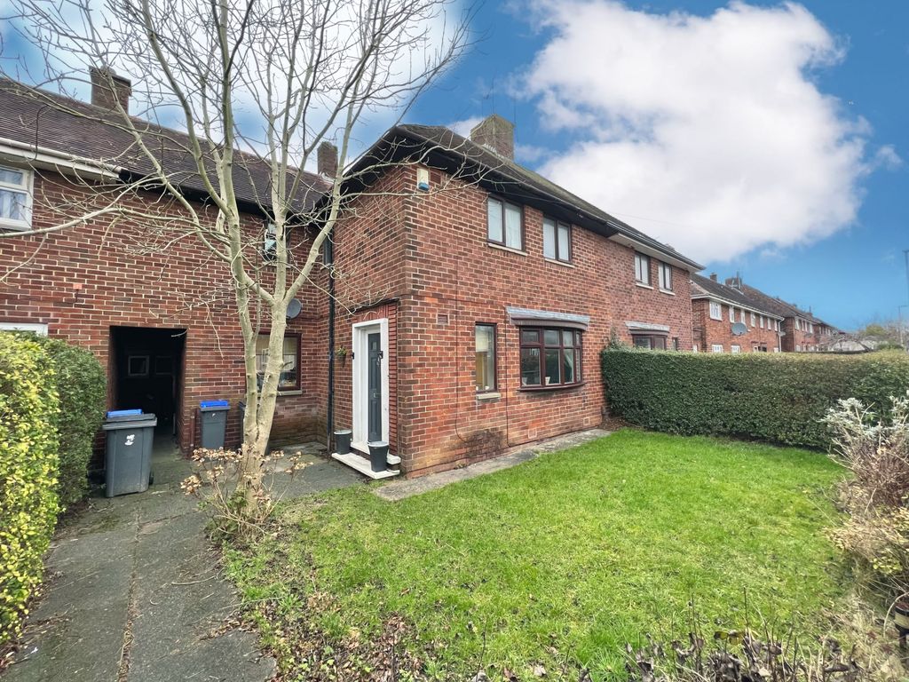 4 bed terraced house for sale in Seathwaite Avenue, Marton FY4, £