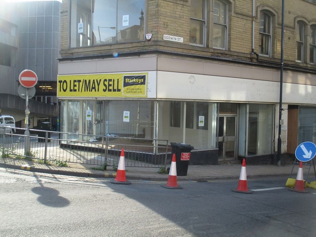Retail premises to let in Westgate, Bradford BD1 Zoopla