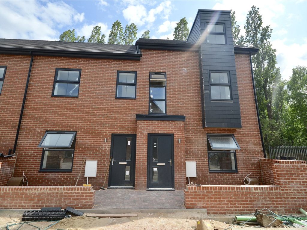 2 bed detached house to rent in Ross Street, Darnall, Sheffield S9 Zoopla