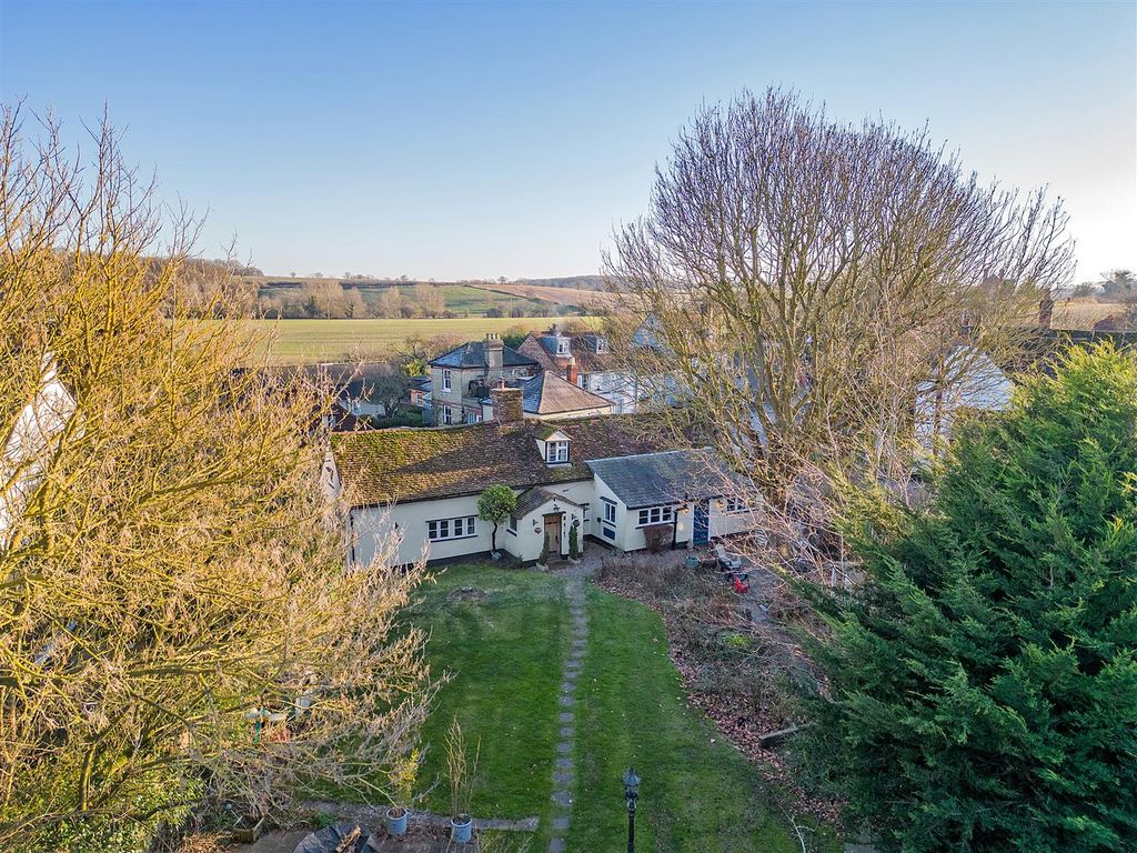 4 bed cottage for sale in Wareside, Ware SG12, £695,000 Zoopla