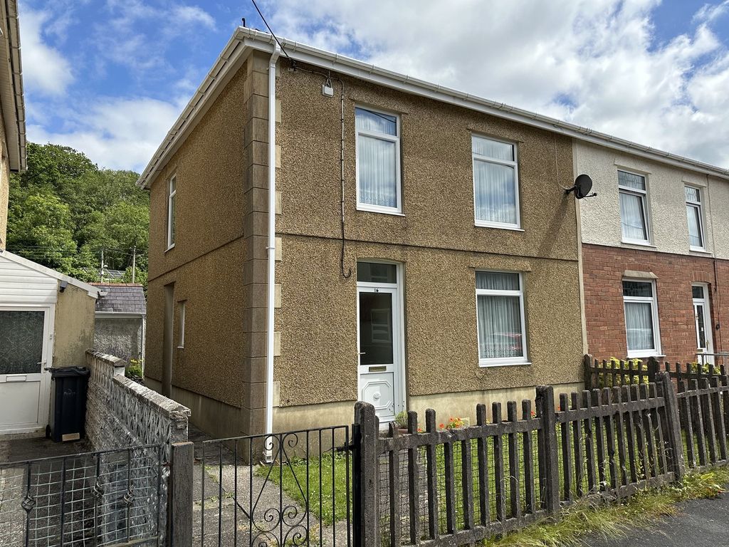 3 bed semidetached house for sale in Maesyfron, Abercrave, Swansea