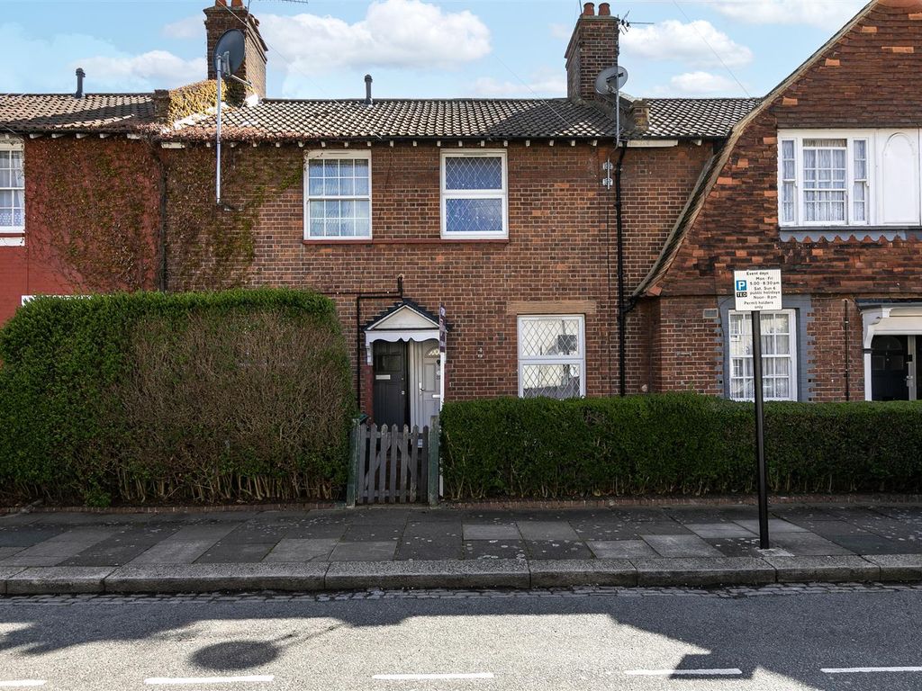 2 bed terraced house for sale in Bedwell Road, London N17 Zoopla
