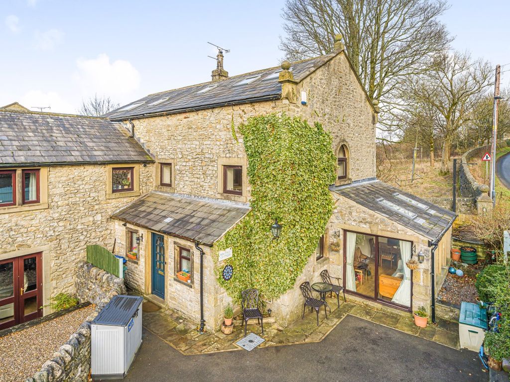3 bed semidetached house for sale in Langcliffe, Settle, North