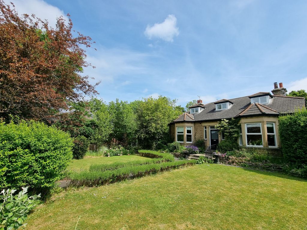 3 bed bungalow for sale in Queens Road, Blackhill, Consett DH8, £