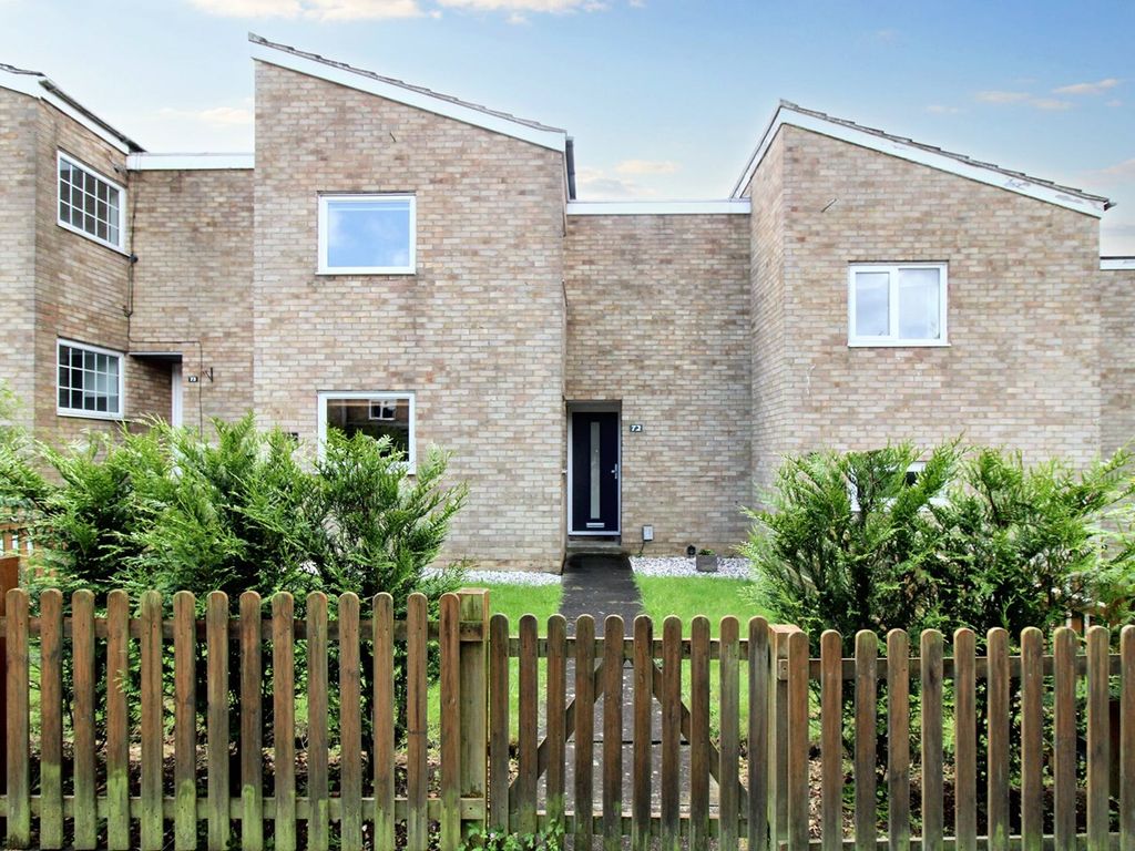 2 bed terraced house for sale in Derby Way, Stevenage SG1, £300,000