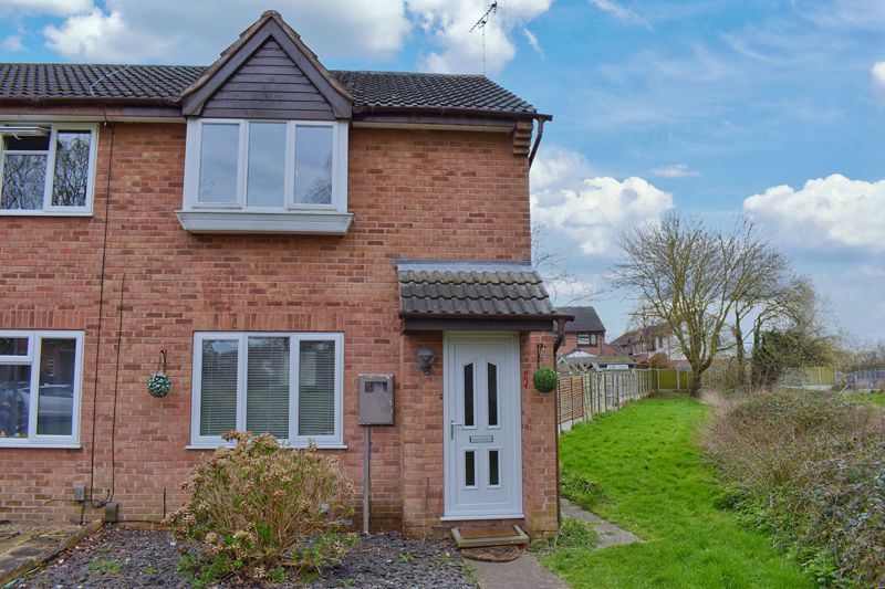 2 bed end terrace house for sale in Nelson Road, New Balderton, Newark