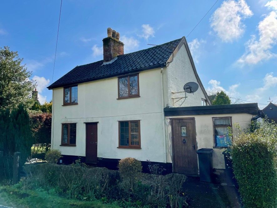 3 bed detached house for sale in The Cottage, Bury Road, Wortham, Diss