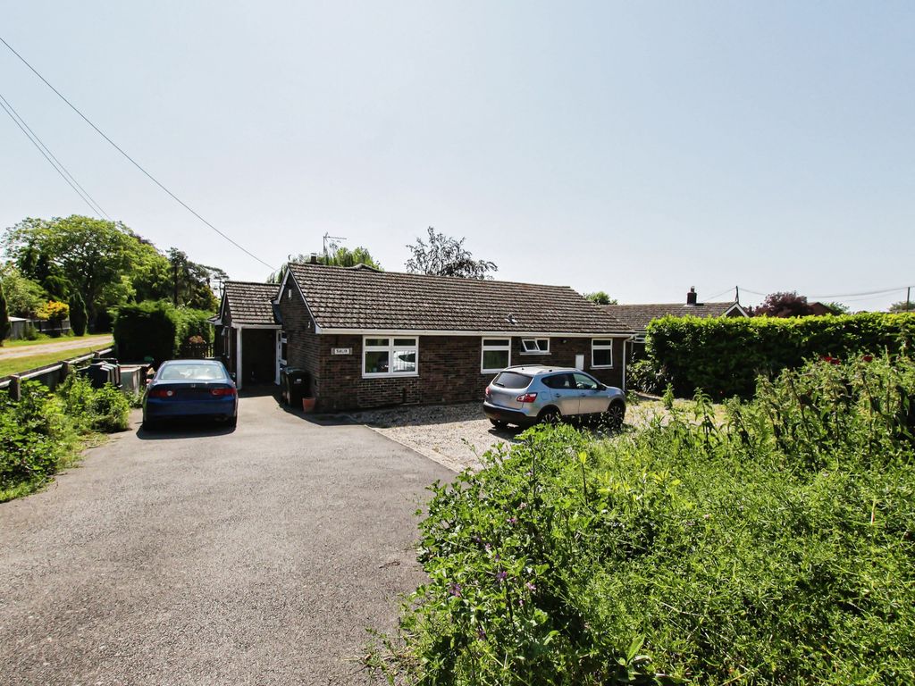 5 bed bungalow for sale in Main Street, Prickwillow, Ely CB7 Zoopla