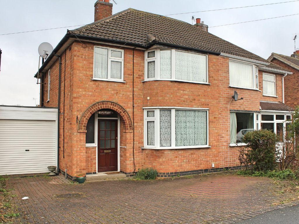 3 bed semidetached house for sale in Ruskington Drive, Wigston