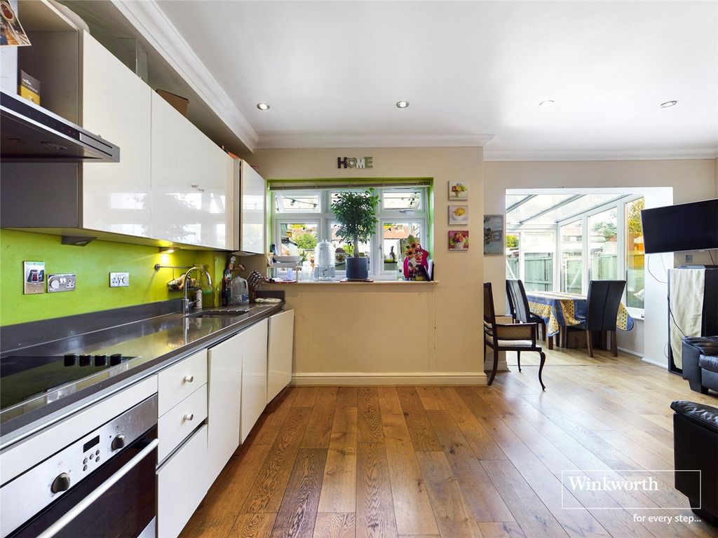 Sunnymead Road, London NW9  