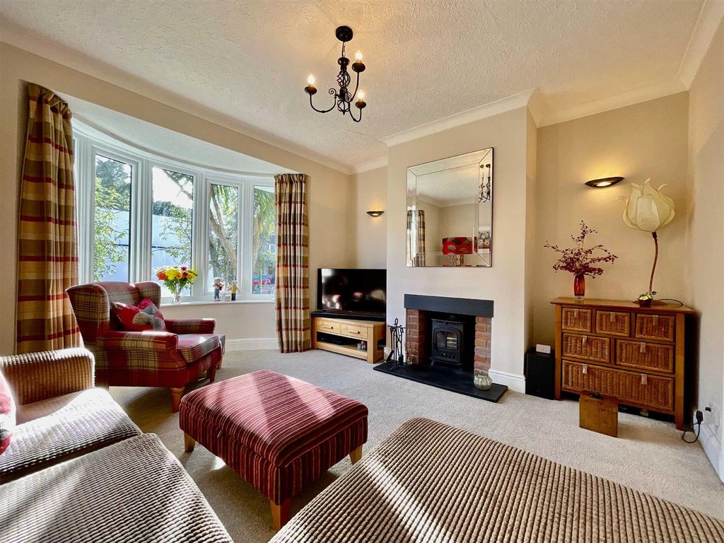 4 bed detached bungalow for sale in New Road, Central Area, Brixham TQ5