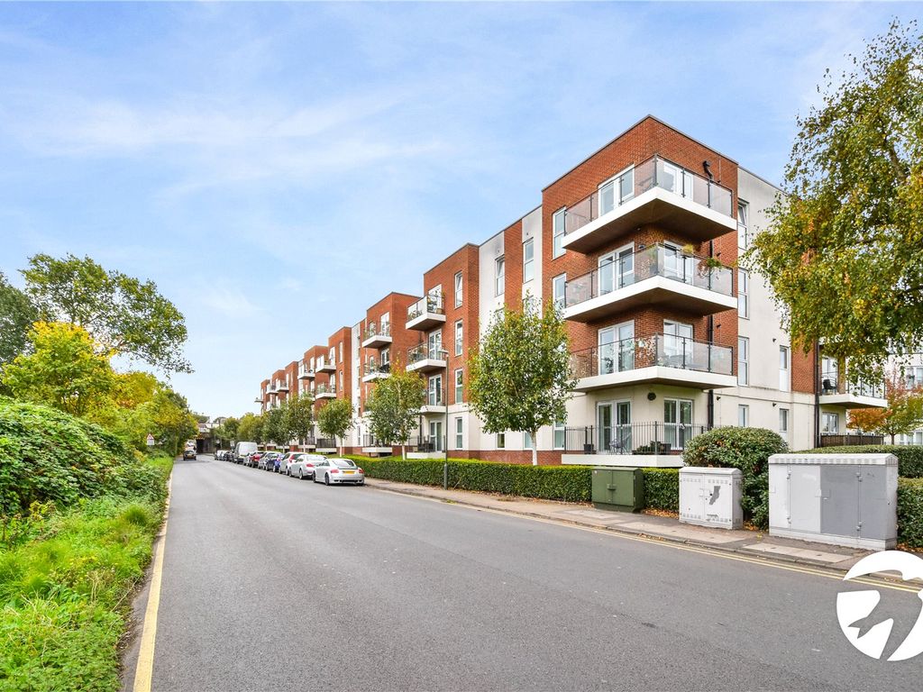 2 bed flat for sale in Alcock Crescent, Crayford, Kent DA1 Zoopla