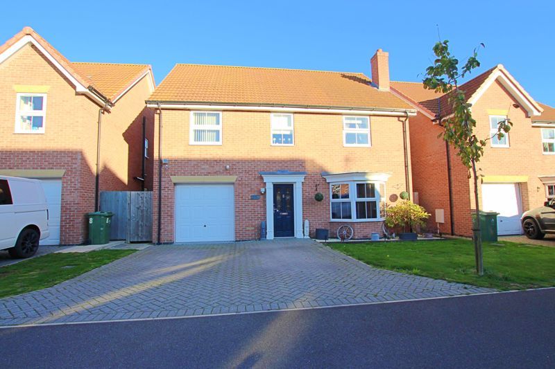 4 bed detached house for sale in Usselby Close, Immingham DN40 Zoopla